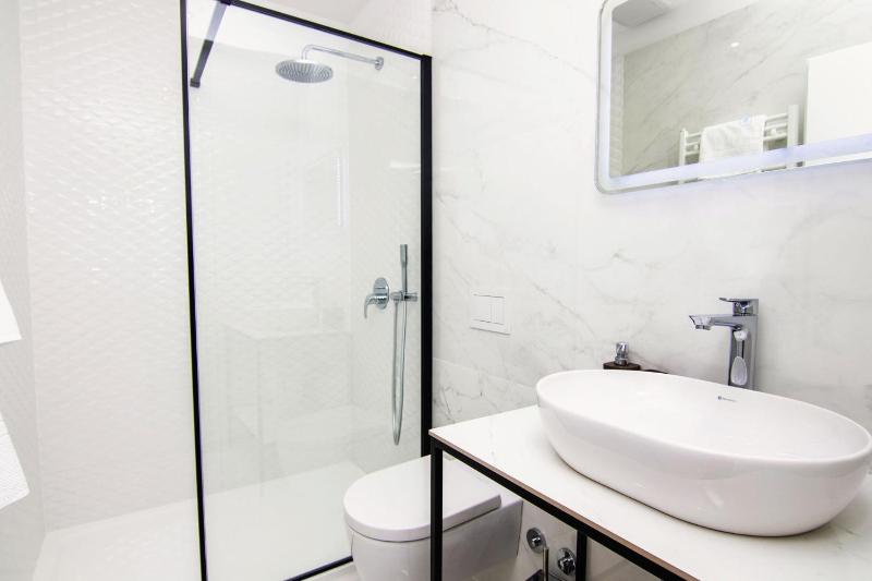 Apartment with Garden View image 4