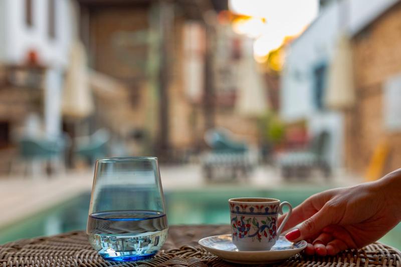 Atelya Art Hotel - image 8
