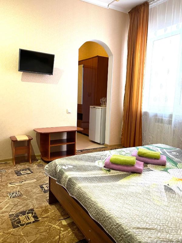 Double Room image 3