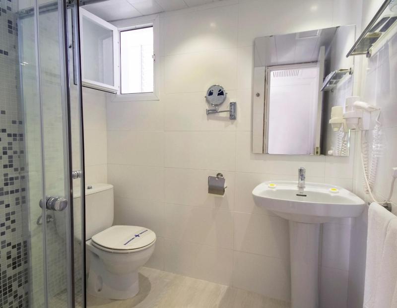 One-Bedroom Apartment image 1