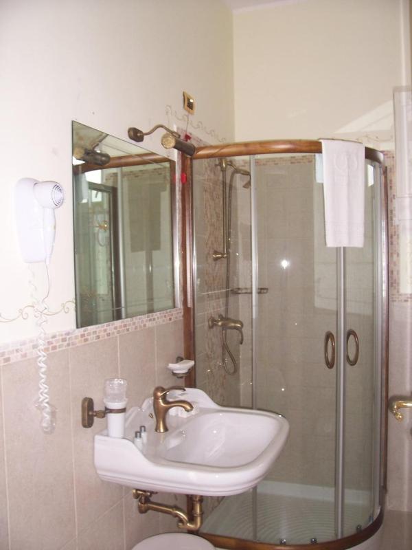 Double or Twin Room with Spa Package image 2