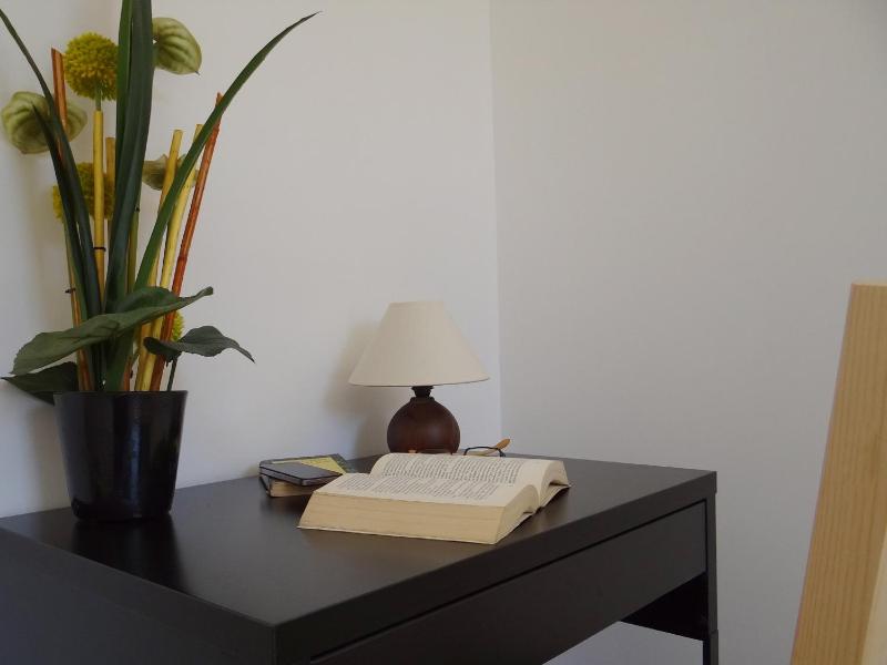 Double Room with Balcony image 4