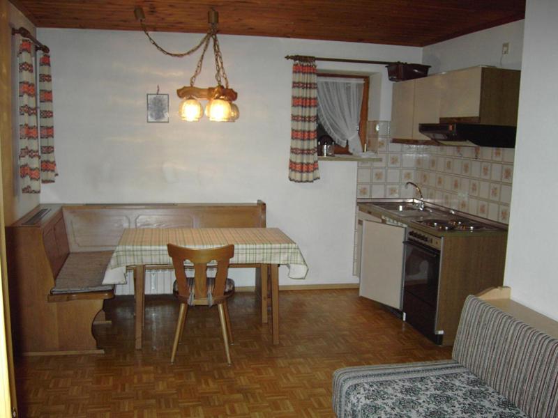 Apartment with Balcony image 3