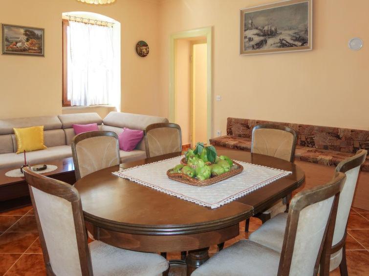 House Katuri 1059 - image 29