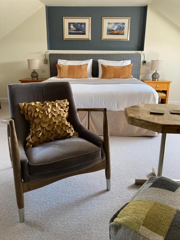 Double or Twin Room with Bathroom image 2