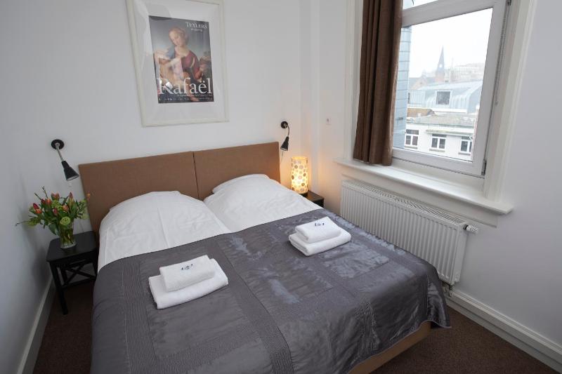Budget Double Room image 2