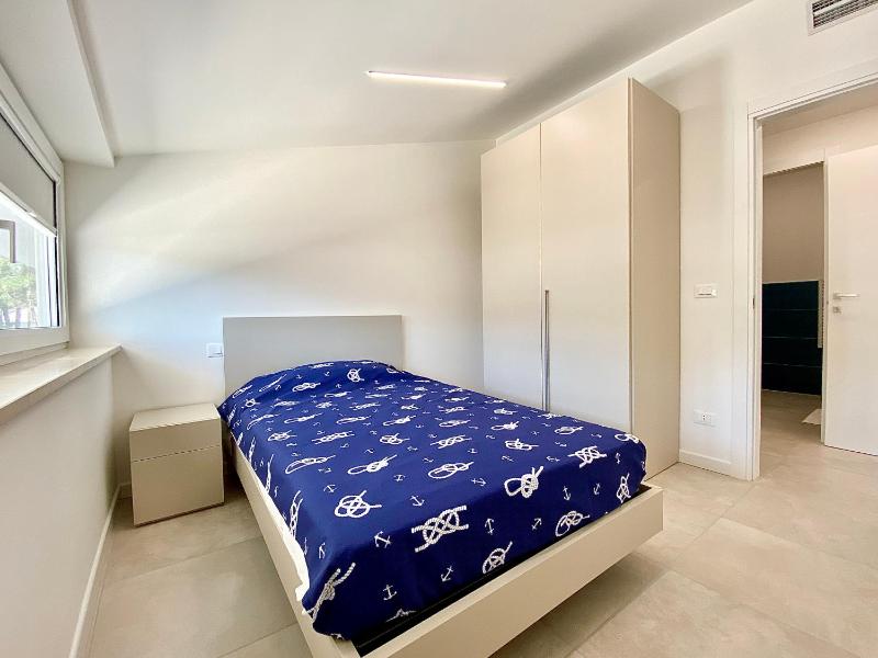 EM Apartments - image 15
