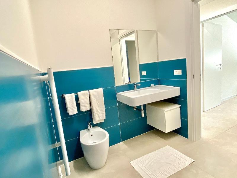 EM Apartments - image 24
