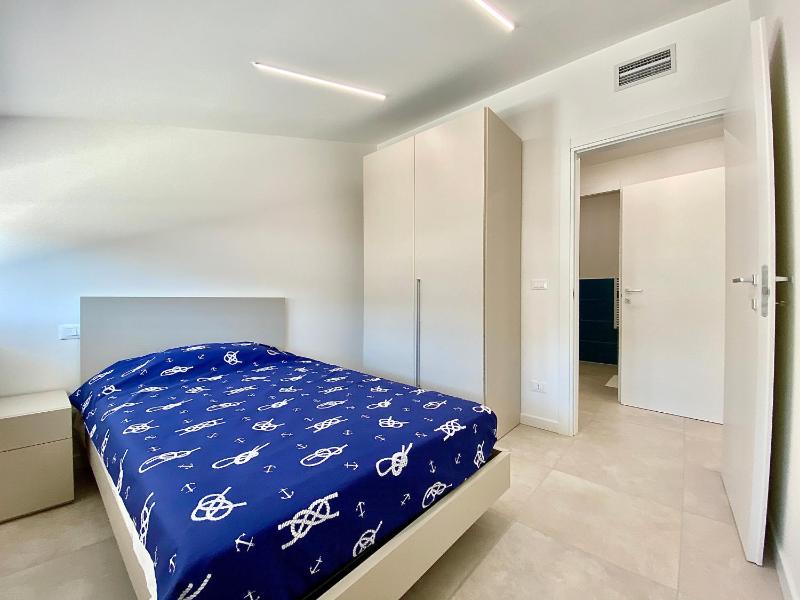 EM Apartments - image 12