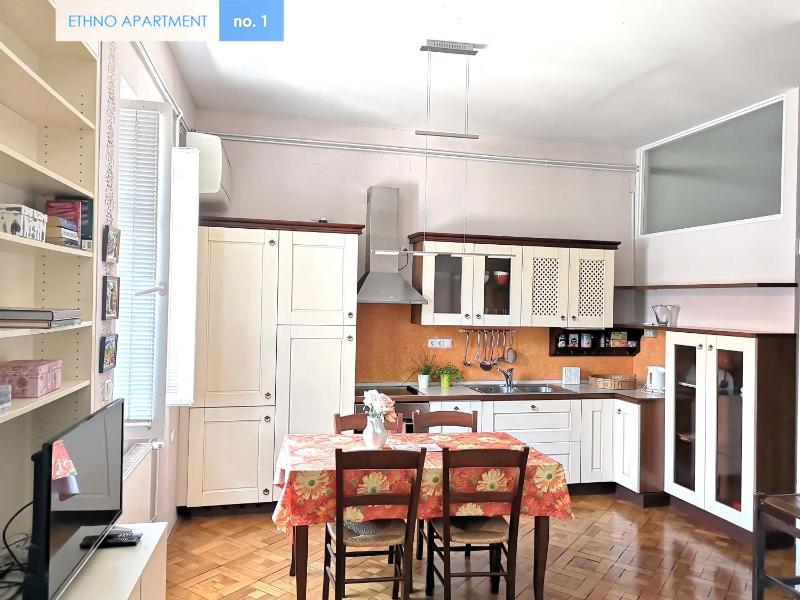 Comfort One-Bedroom Apartment image 3