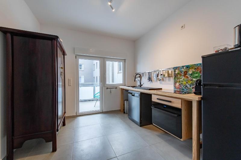 Helle grosse Wohnung mit schnellem Internet - image 6