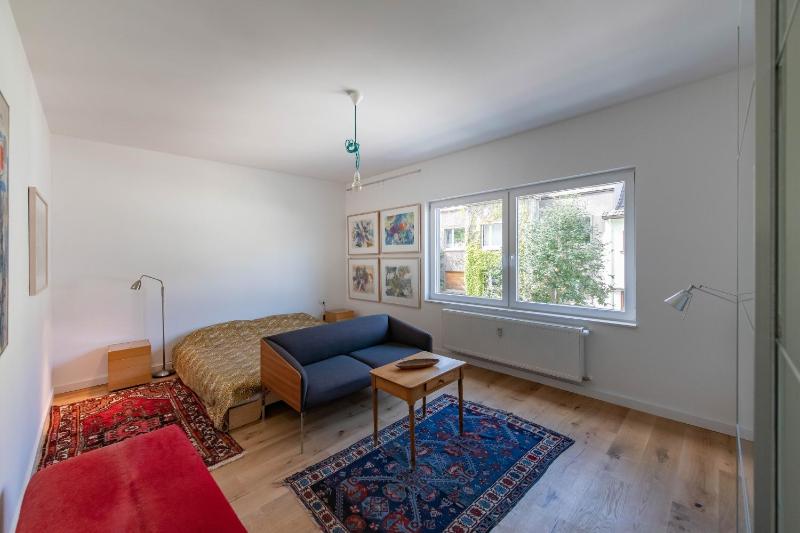 Helle grosse Wohnung mit schnellem Internet - image 19