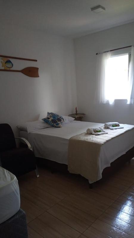 Standard Triple Room image 2