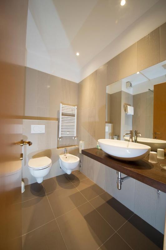 Superior Double Room image 2