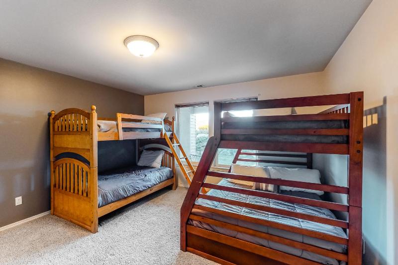 Four Bedroom House image 2