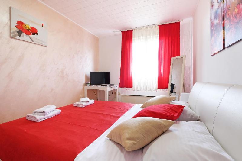 Two-Bedroom Apartment image 3