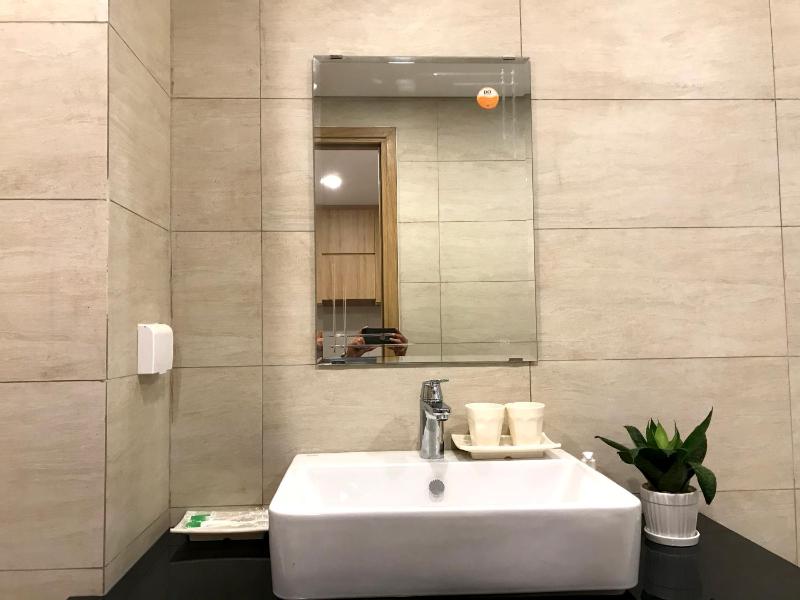 FLC Sea Tower Quy Nhon - The Elegant Apartment - image 43