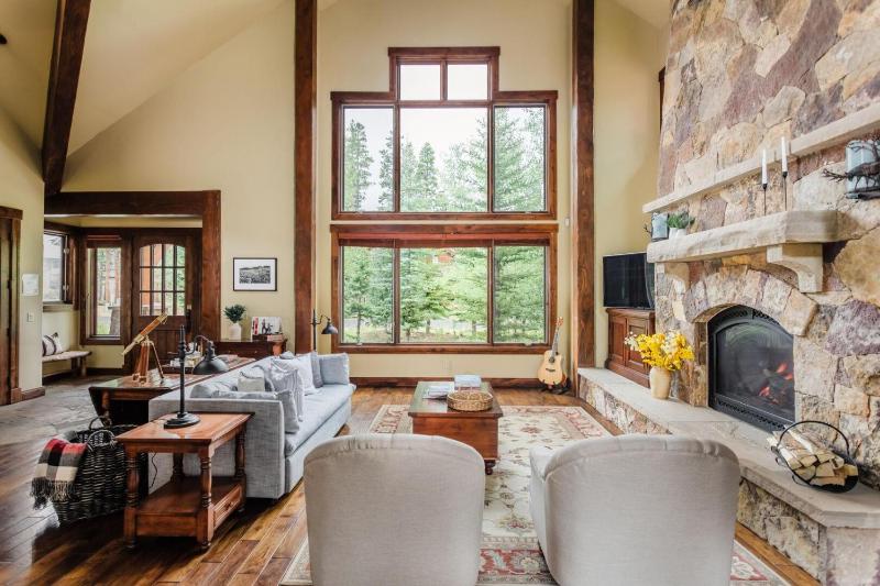 Five-Bedroom Holiday Home image 3