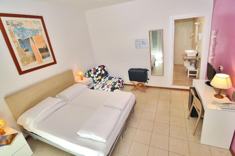 Hotel Nederland - image 42