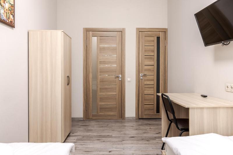 Creamy apartment - image 10