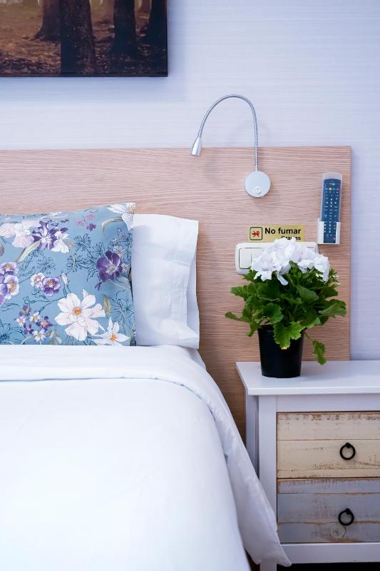 Double Room with Private Bathroom image 1
