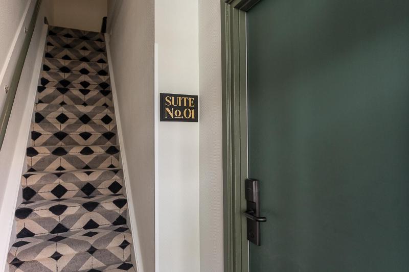 Deluxe Junior Suite image 3