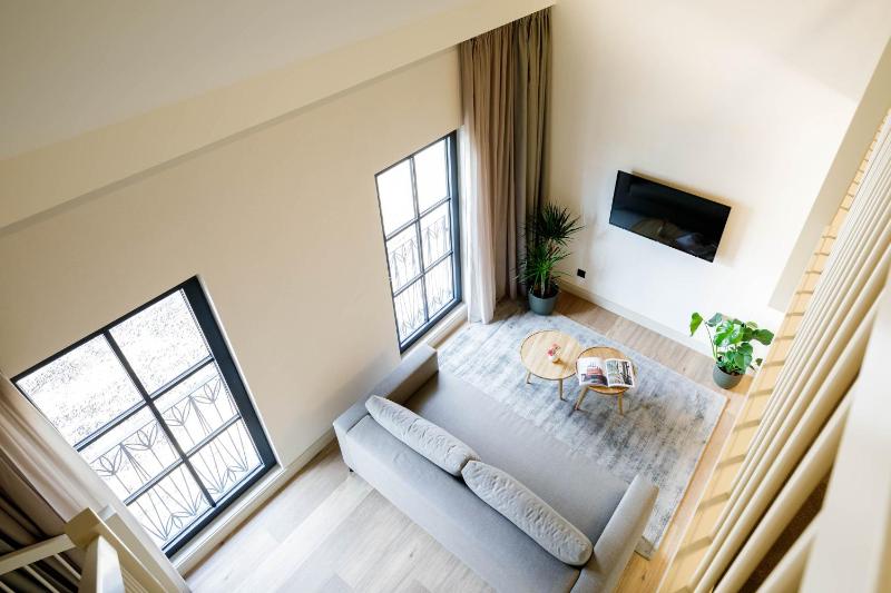 Junior Suite Split Level image 1