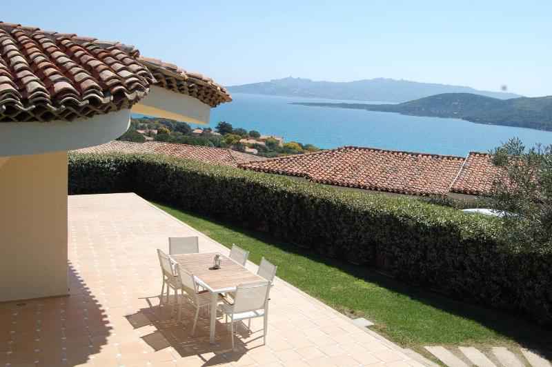 Three-Bedroom Villa image 3