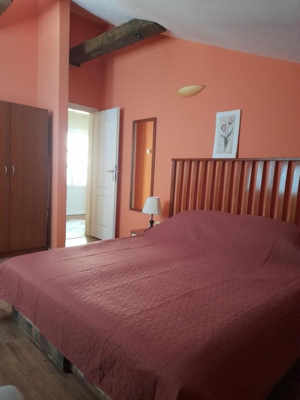 One-Bedroom Apartment with Sea View image 3