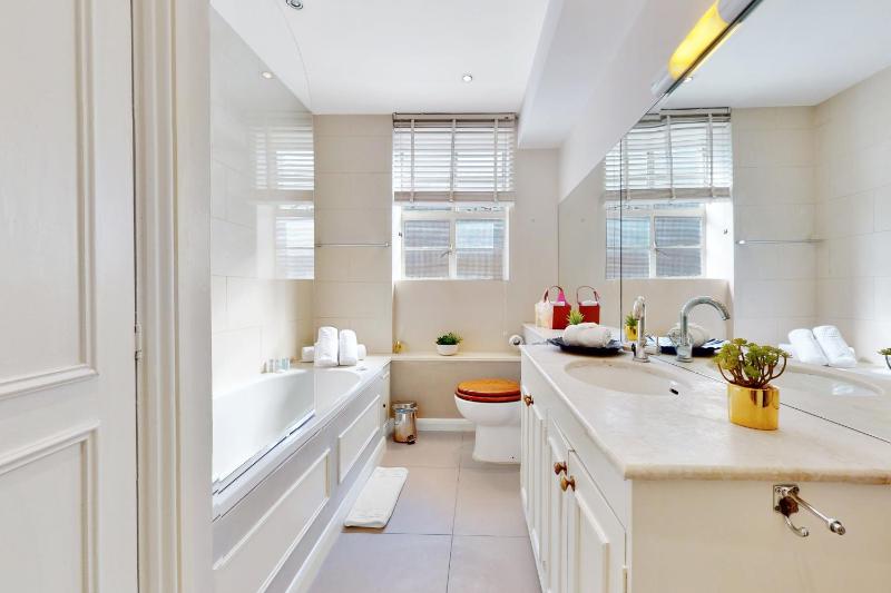 Two-Bedroom Apartment image 3