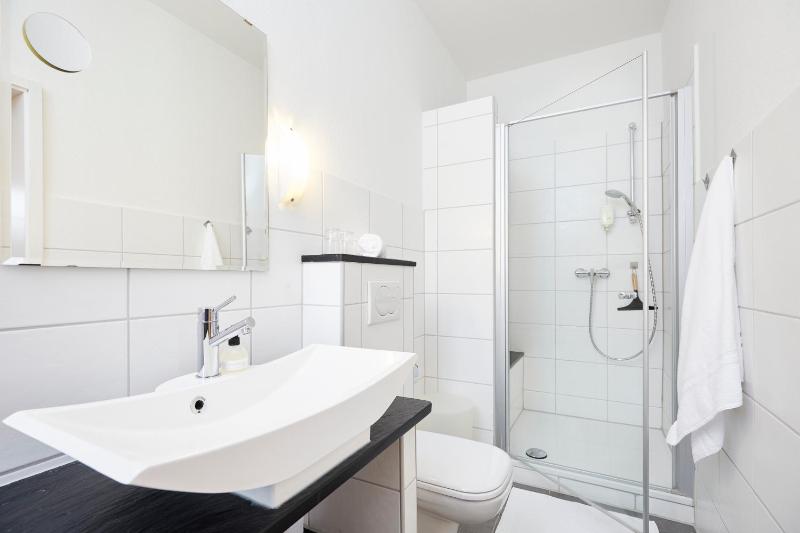 Superior Double Room image 3