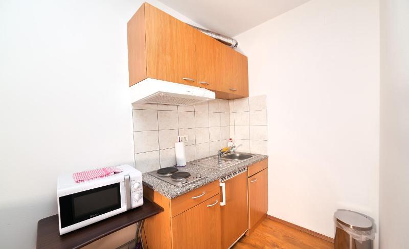 Apartment image 3