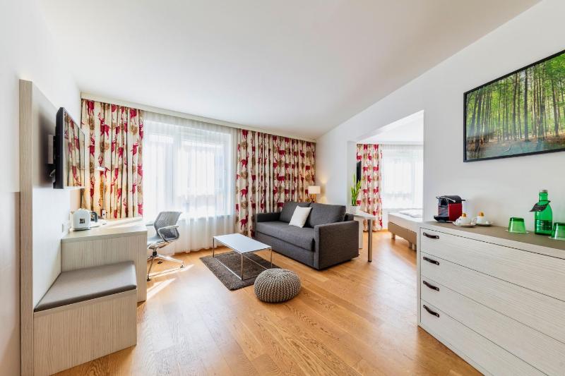 Suite image 2