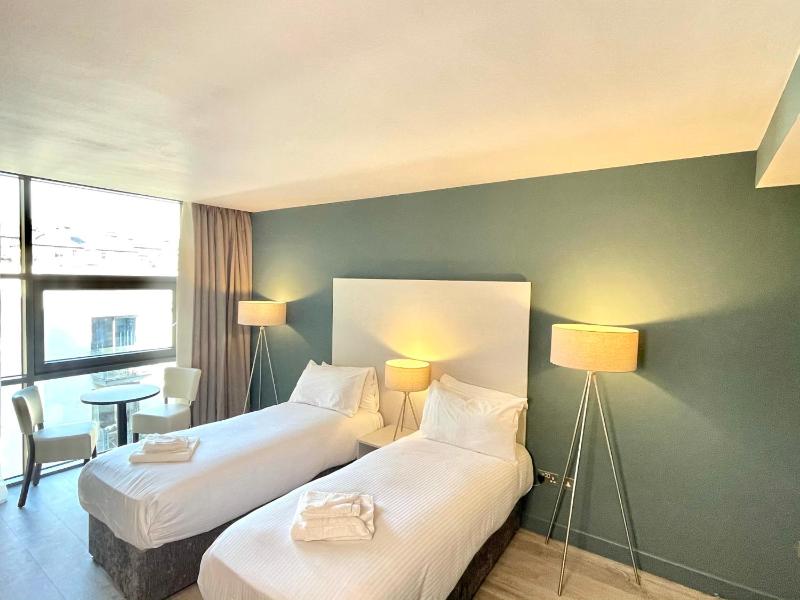 Executive Twin Studio  image 2