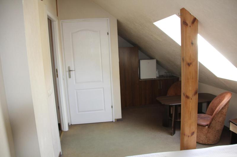 Deluxe Double Room image 4