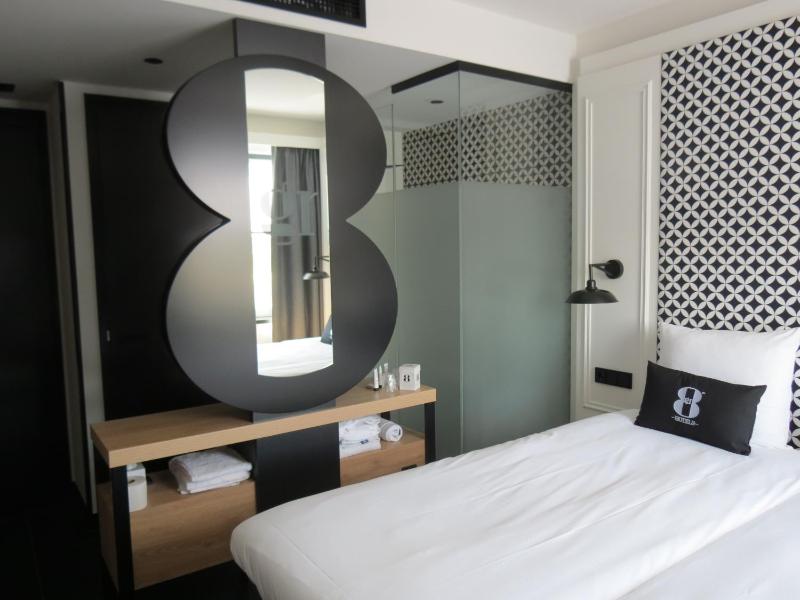 Twin Room with View image 2