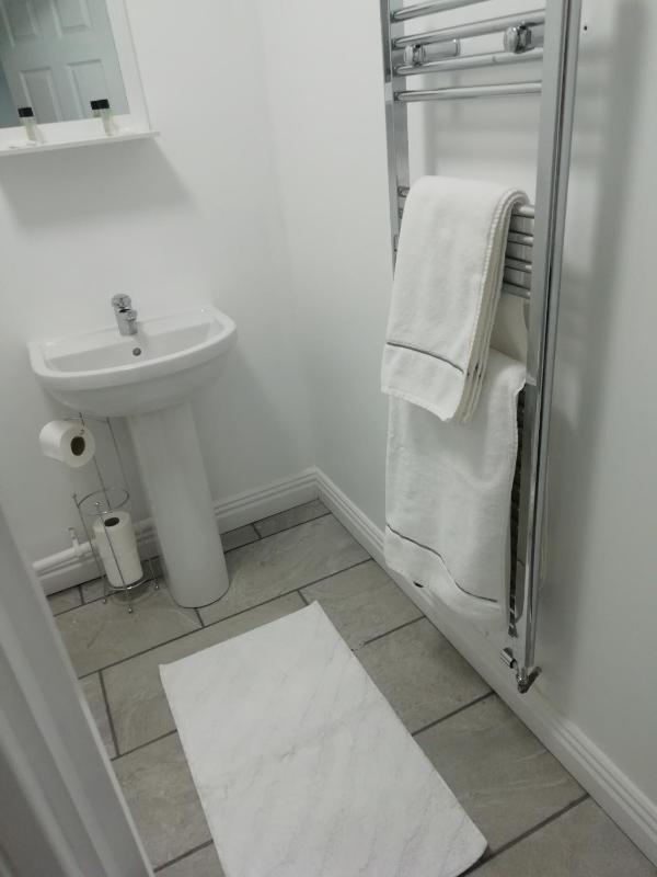 Single Room image 2
