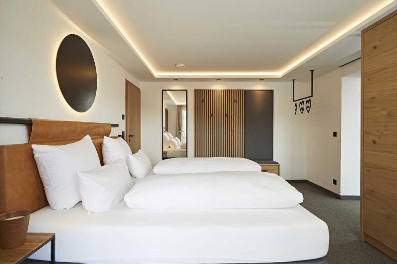 Junior Suite image 4