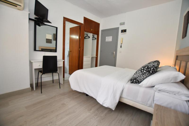 HB Torrevieja - image 19