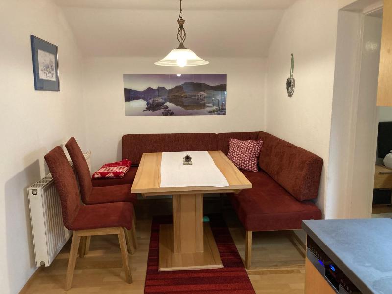 Two-Bedroom Apartment with Lake View (2-4 adults) image 2