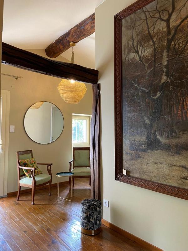 Suite with Garden View image 4