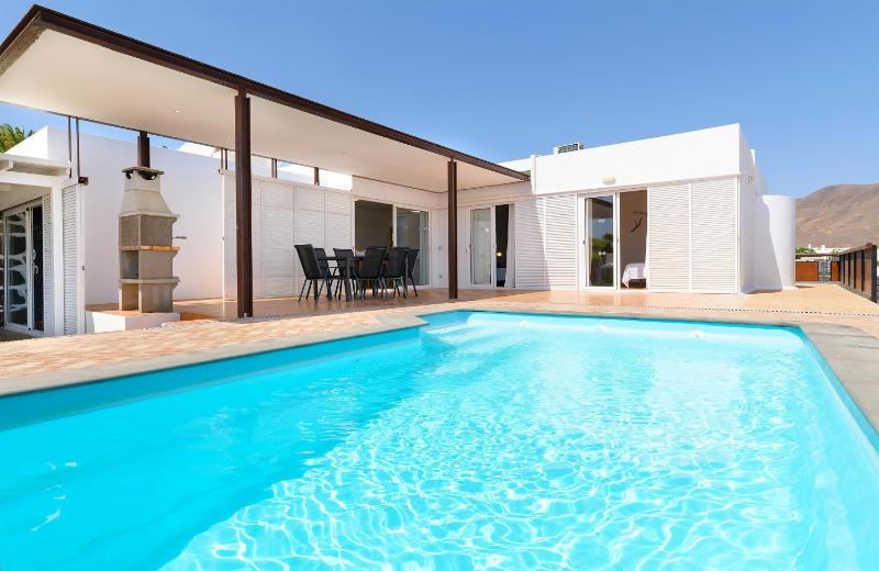 Three-Bedroom House image 3