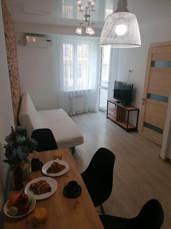 One-Bedroom Apartment image 2