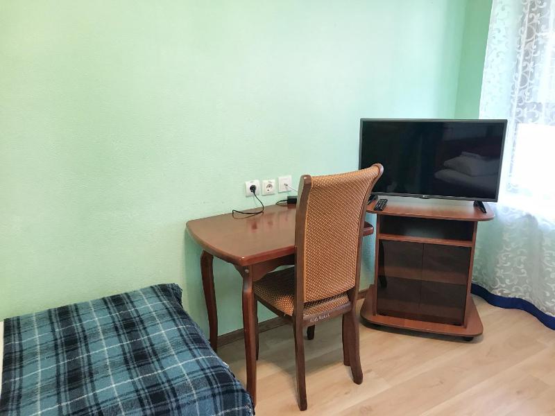 Twin Room with Shared Toilet image 3