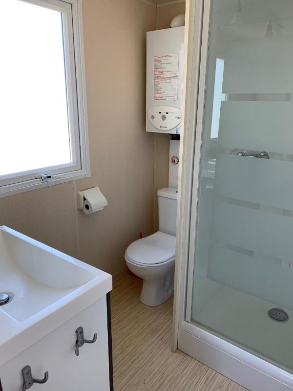 Mobile Home image 4