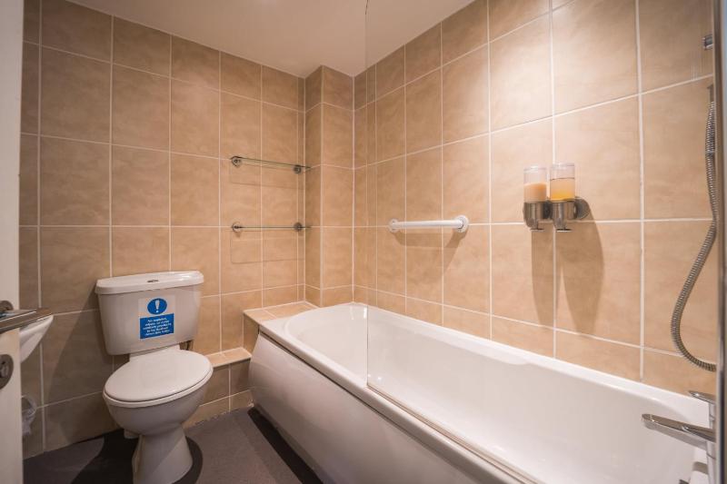 Premier One-Bedroom Apartment (30) - Pet friendly image 3