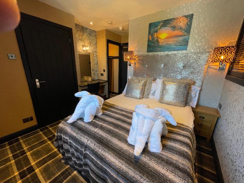 Double Room image 2
