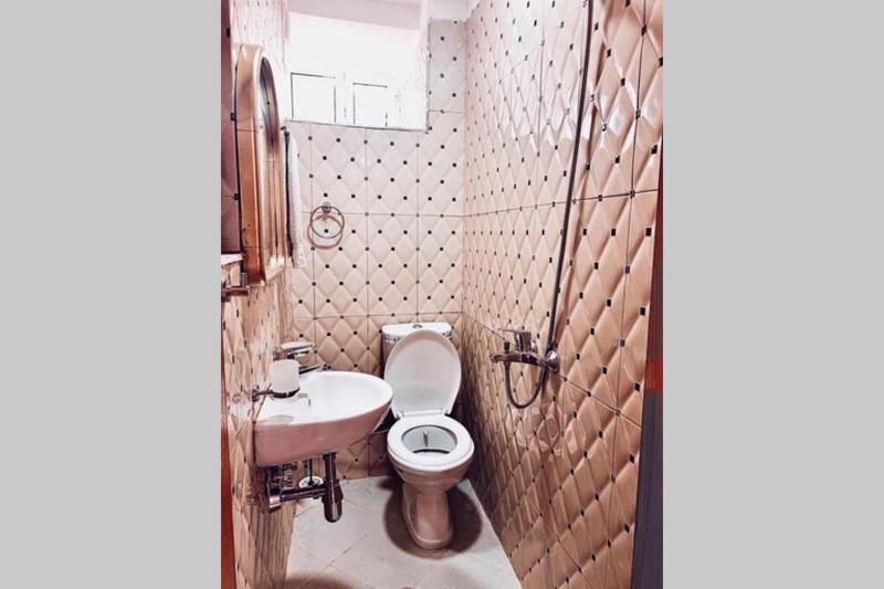 Three-Bedroom House image 2