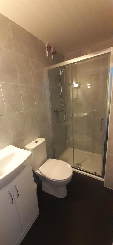 Twin Room image 1