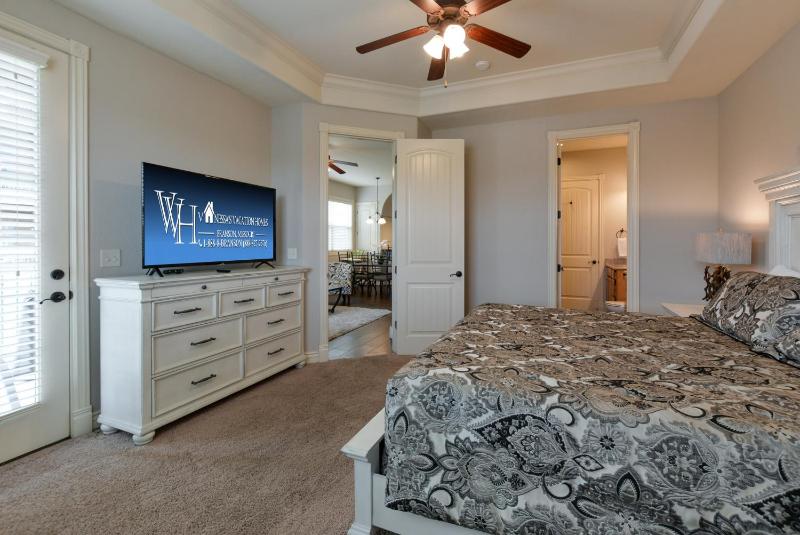 Two-Bedroom House image 2